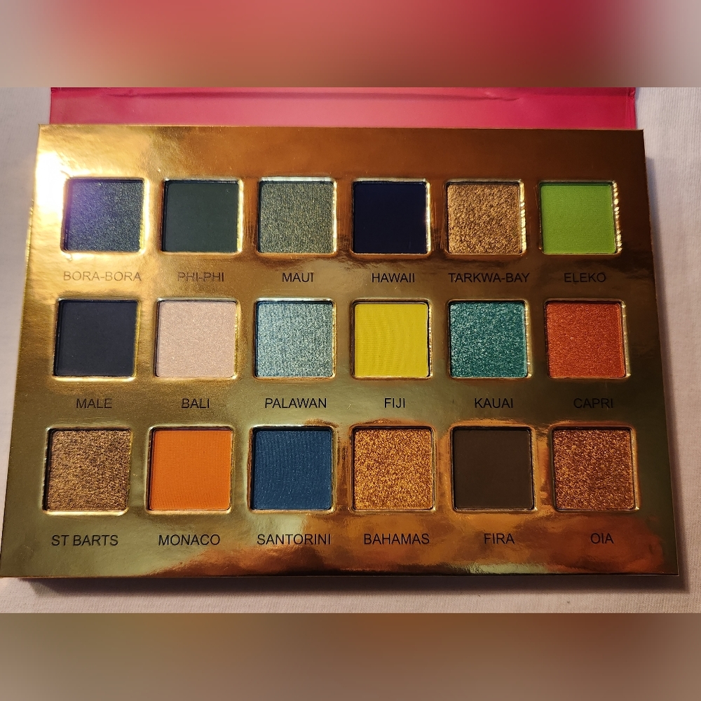 OPV BEAUTY LONDON EYE SHADOW PALETTE